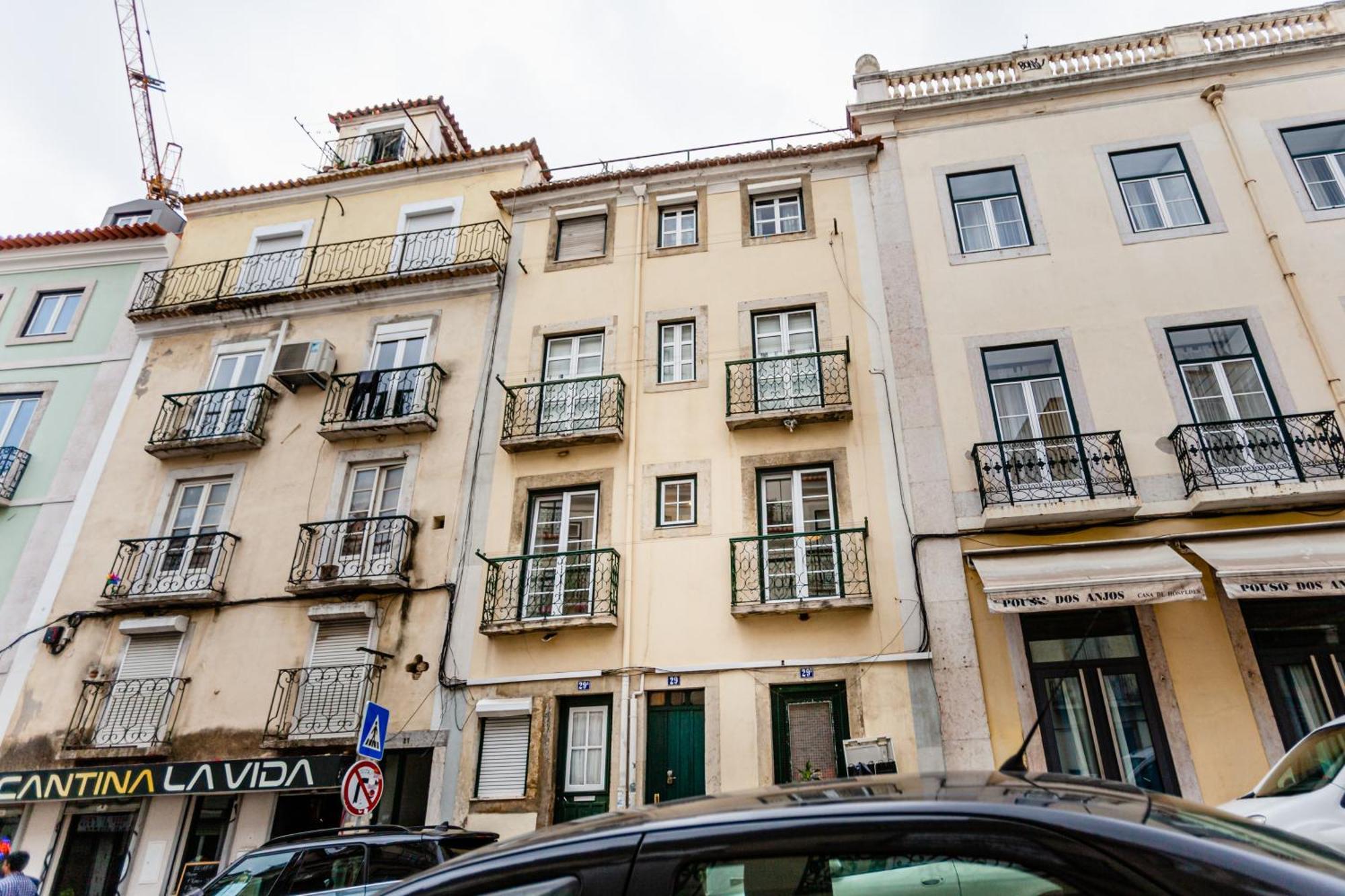 Visit Lisbon 4Fun - Anjos Apartment Экстерьер фото